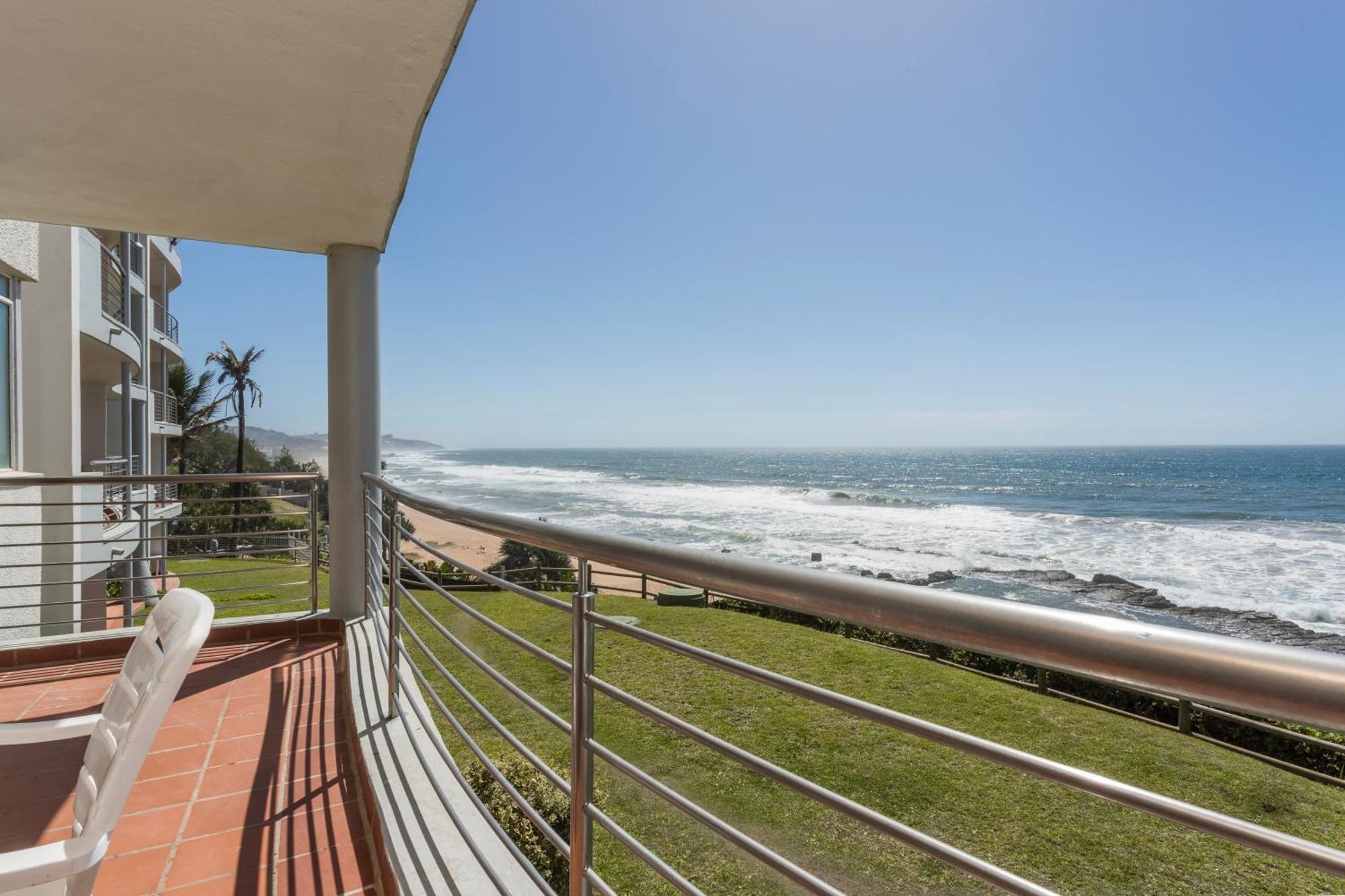 Ocean Pearl At Chakas Cove - Beachfront Apartment บัลลิโต ภายนอก รูปภาพ